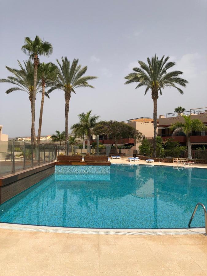 2 Bedroom With Parking, Wifi, Views & Heated Pool Playa Paraiso  Ngoại thất bức ảnh